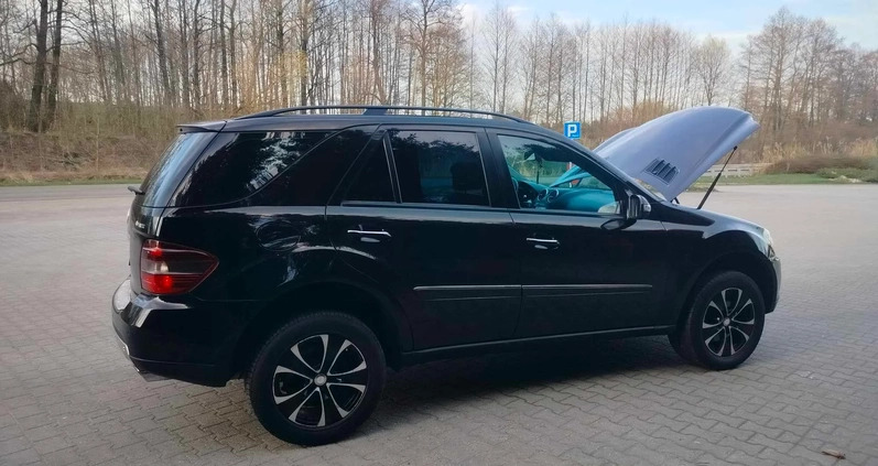 Mercedes-Benz ML cena 31900 przebieg: 240000, rok produkcji 2007 z Koziegłowy małe 92